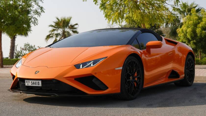 Lamborghini Huracán EVO Spyder Rental Dubai