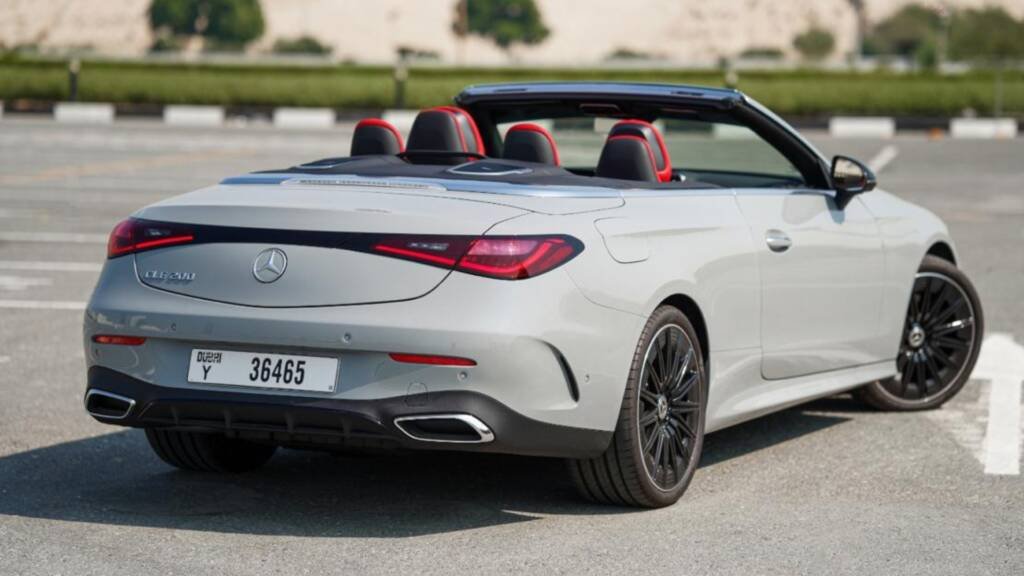  mercedes-benz-cle-convertible-vue-arrière.jpg