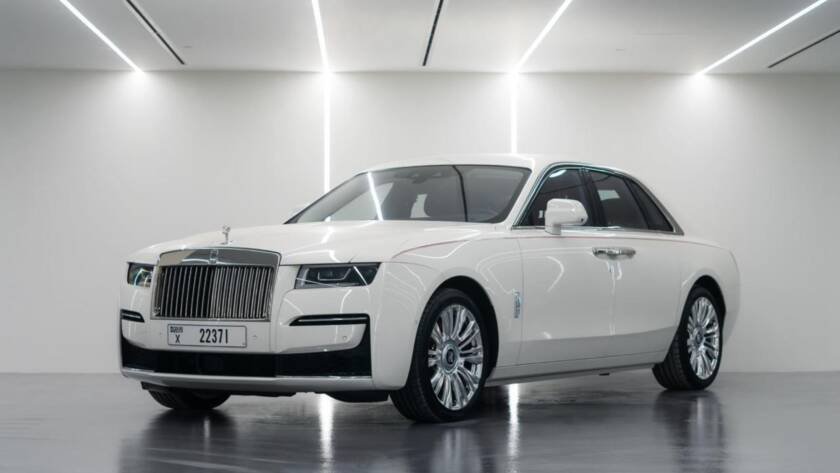 Rolls-Royce Cullinan Rental Dubai